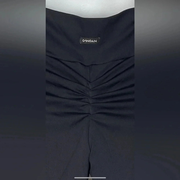 CANOAN SCRUNCH BOOTY LIFT! TORN LASER CUT LEGGING - Picture 7 of 9